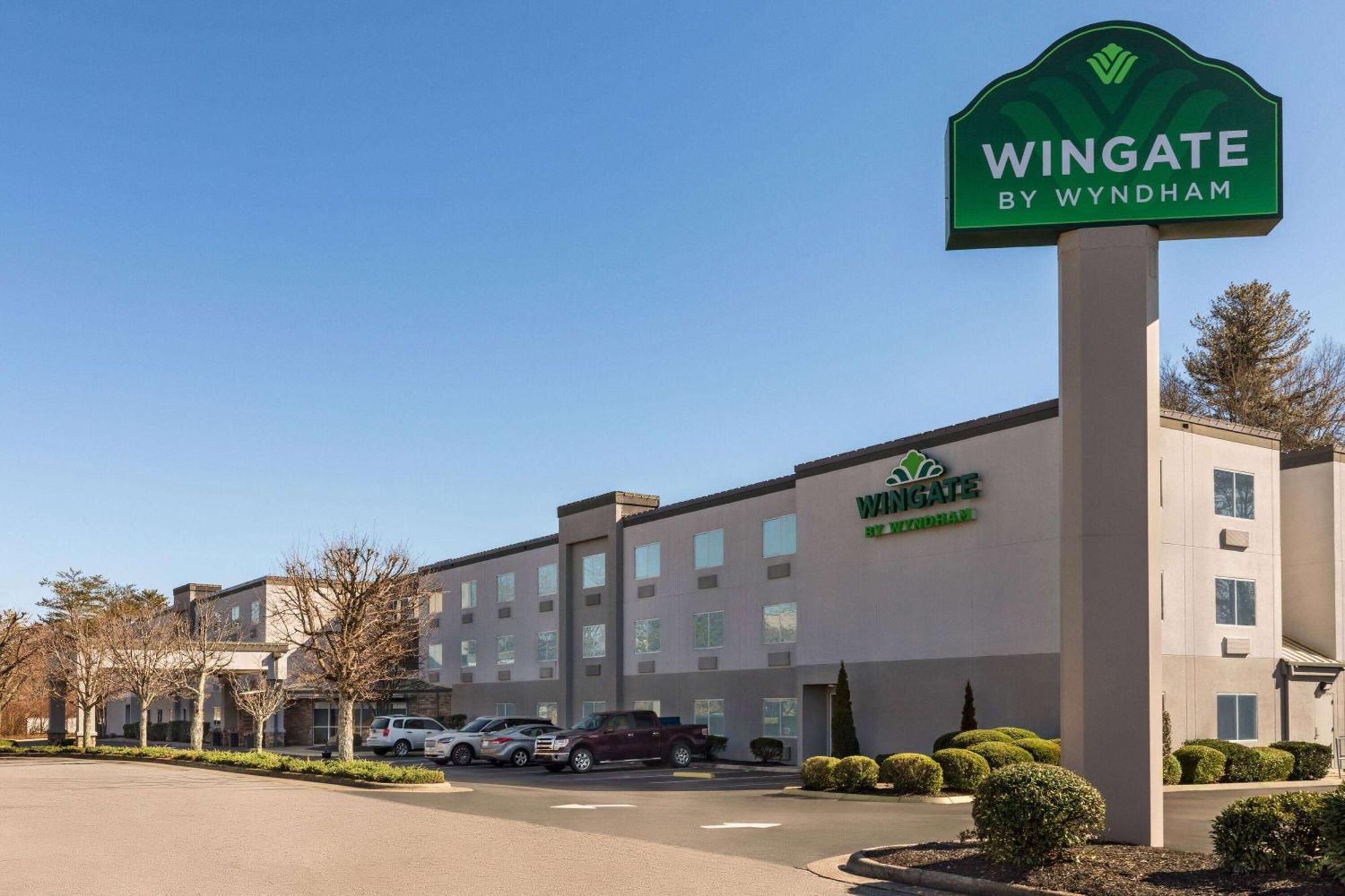 Wingate By Wyndham Fletcher At Asheville Airport Bagian luar foto
